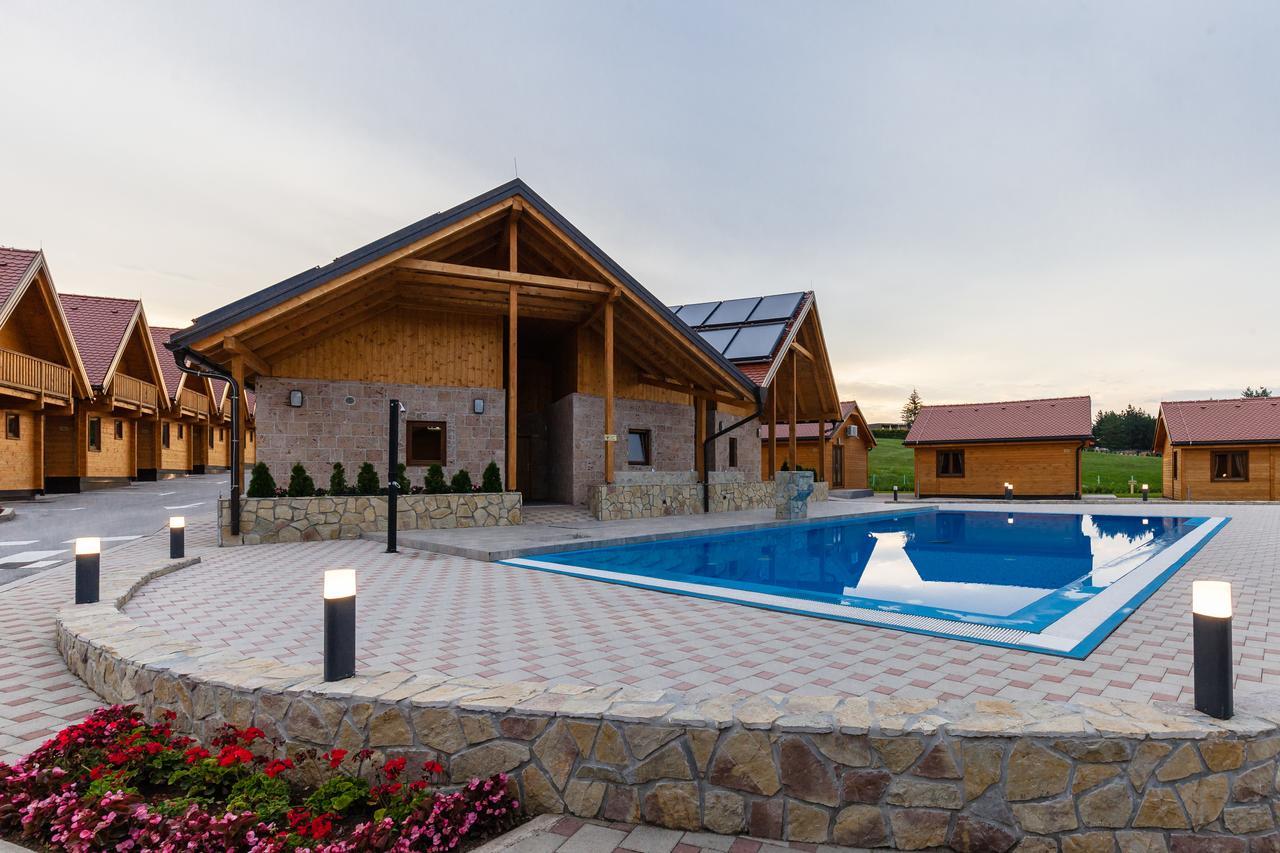 Holiday Park Macola Grabovac  Buitenkant foto