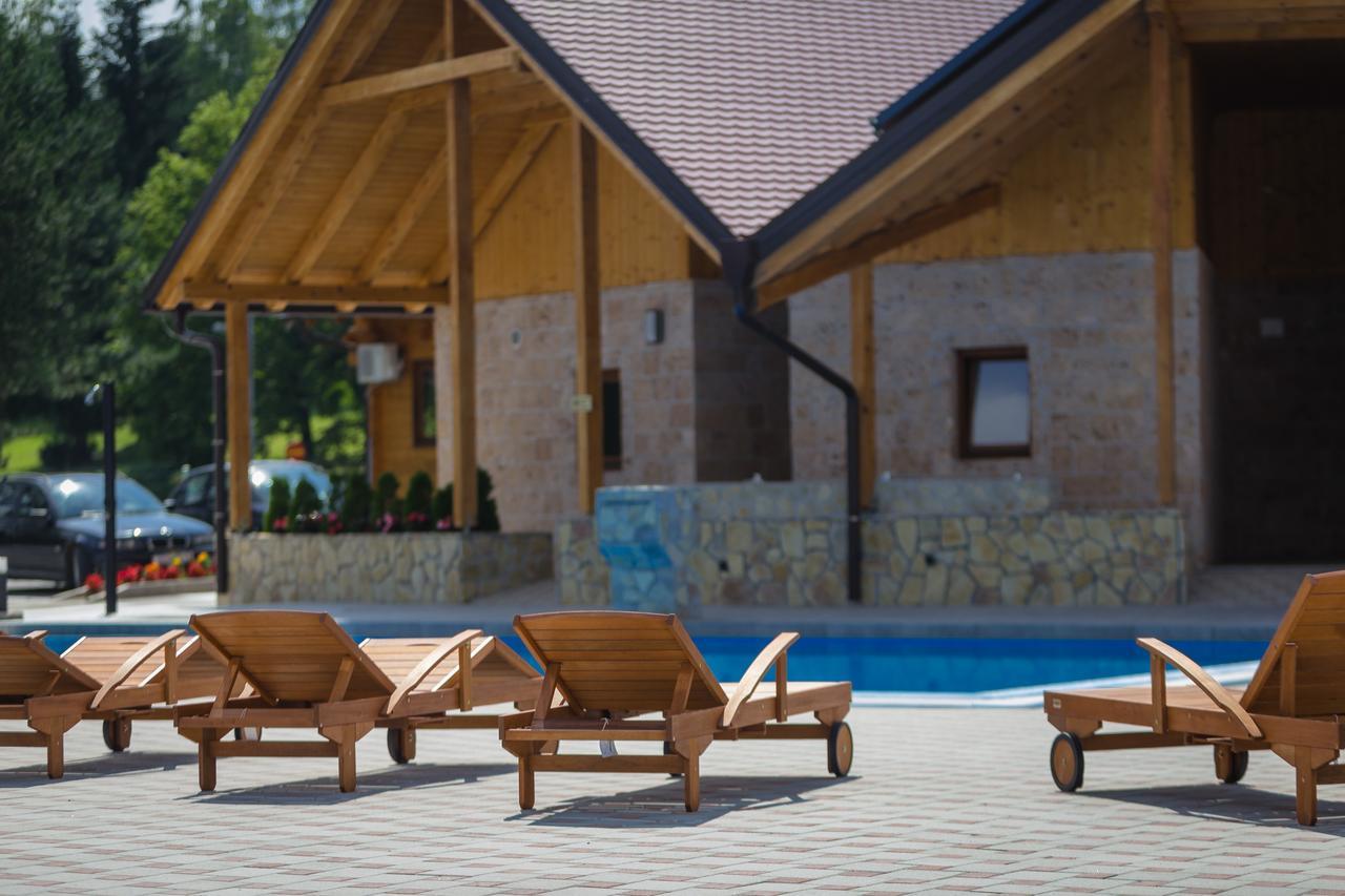 Holiday Park Macola Grabovac  Buitenkant foto