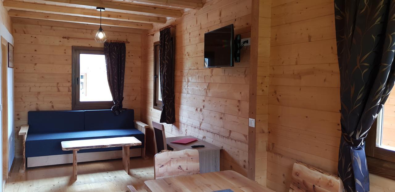Holiday Park Macola Grabovac  Buitenkant foto