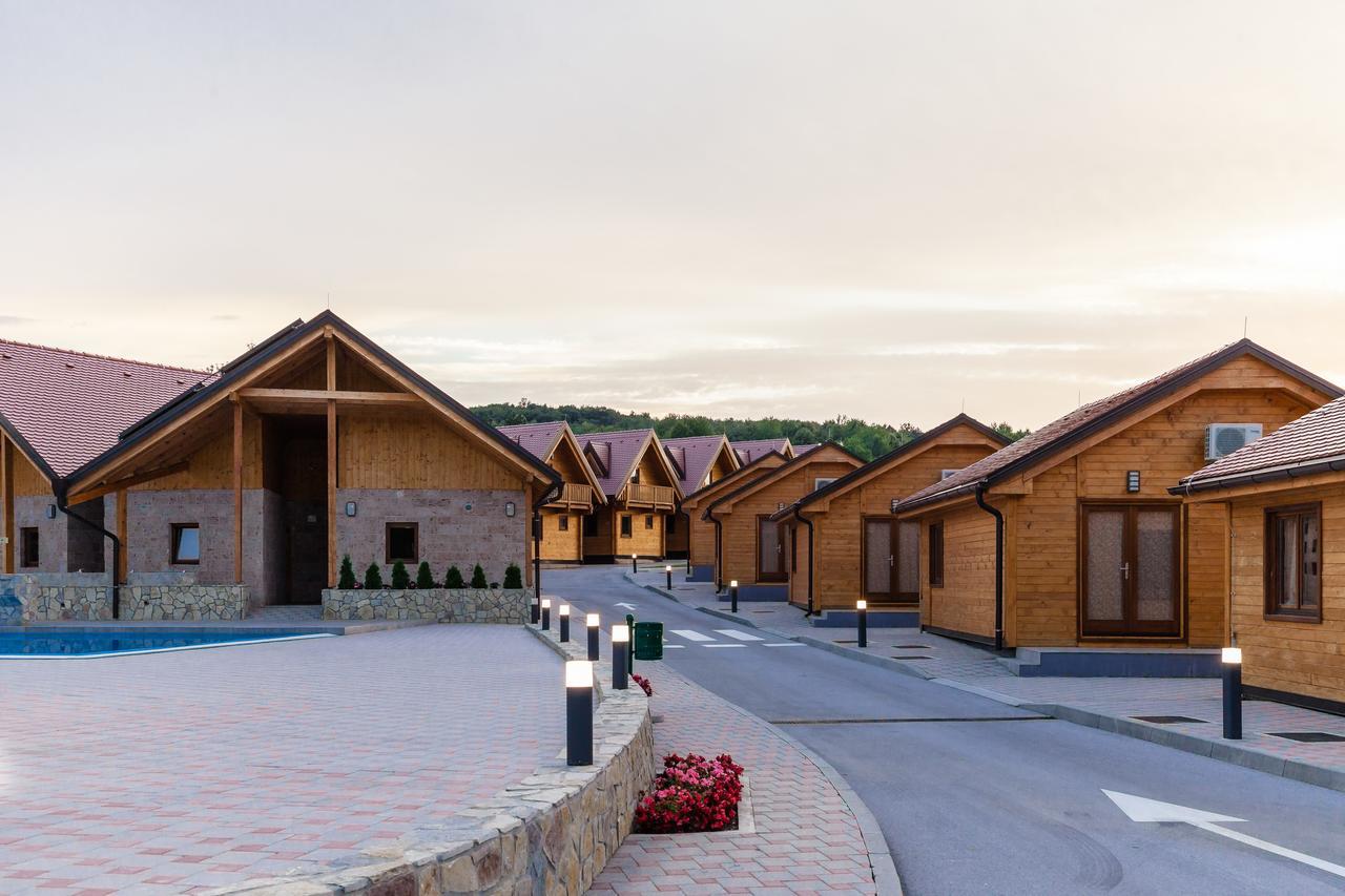 Holiday Park Macola Grabovac  Buitenkant foto